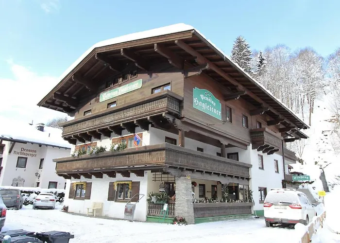 In Near Slopes * Saalbach-Hinterglemm